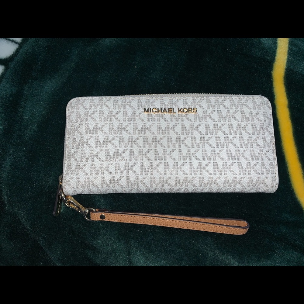 Michael Kors MK Logo Wallet